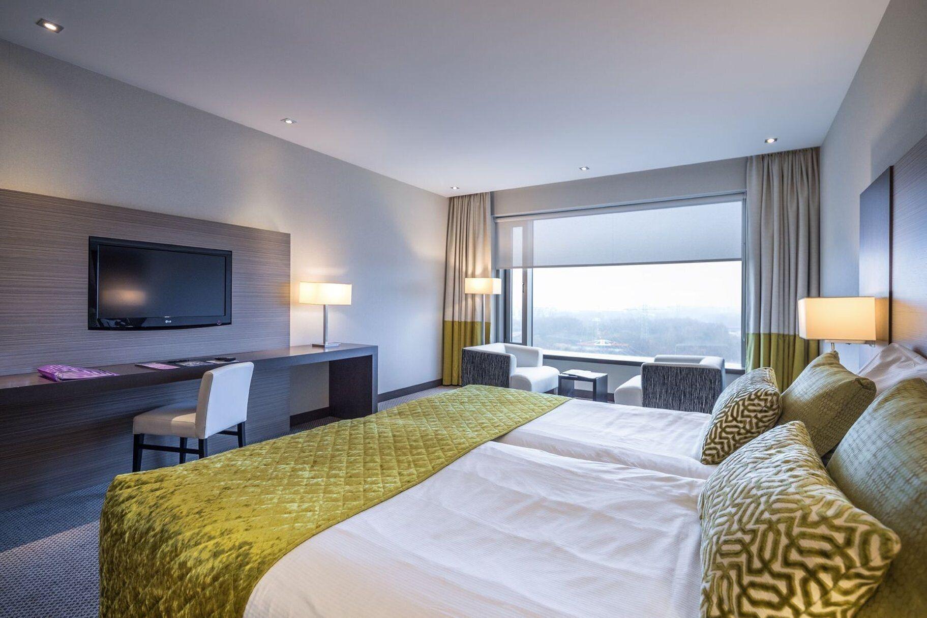 Van Der Valk Hotel Duesseldorf Bagian luar foto