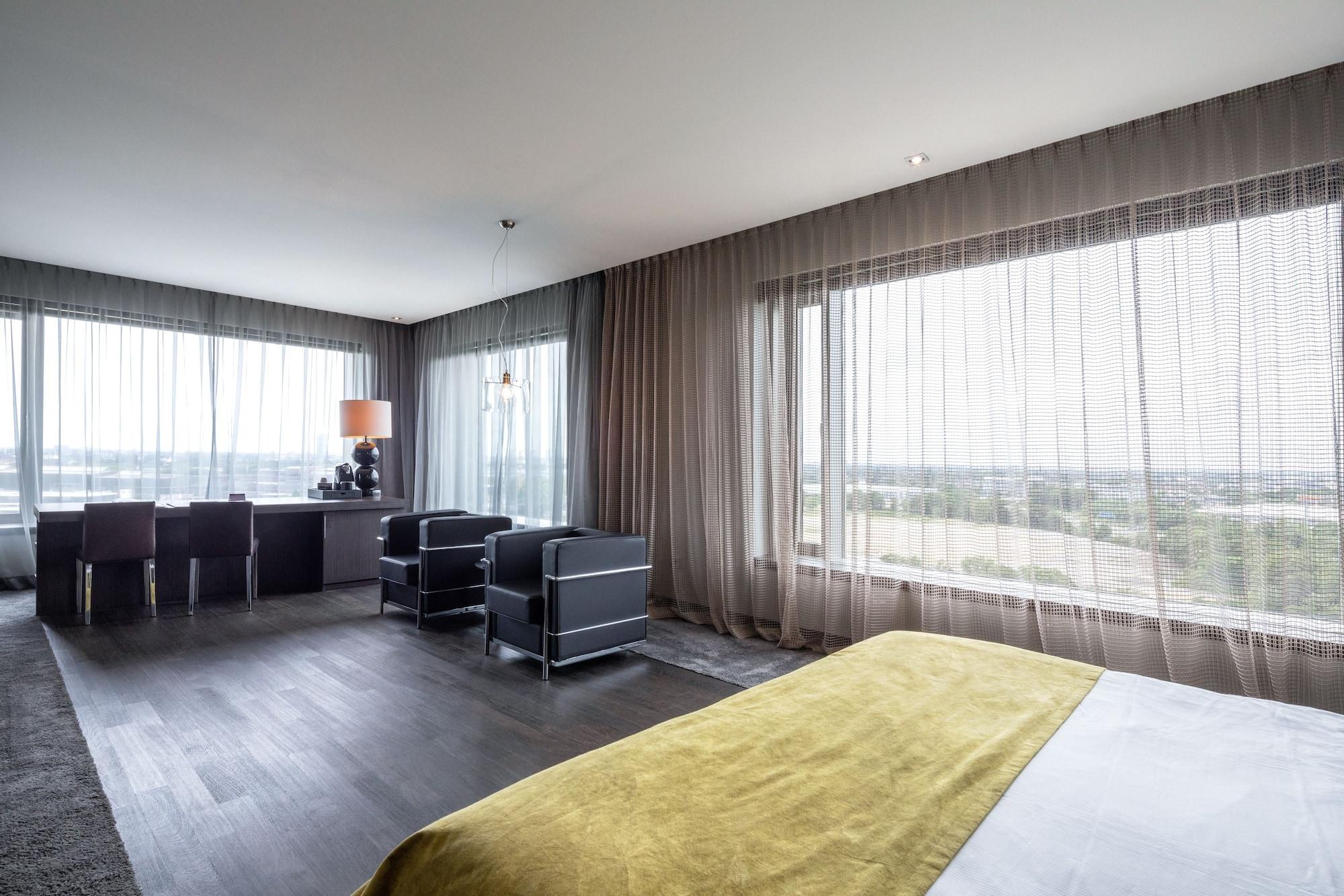 Van Der Valk Hotel Duesseldorf Bagian luar foto