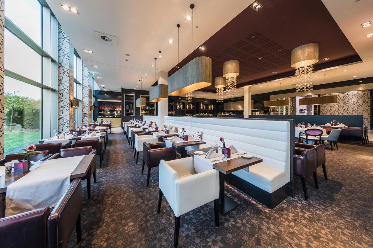 Van Der Valk Hotel Duesseldorf Bagian luar foto