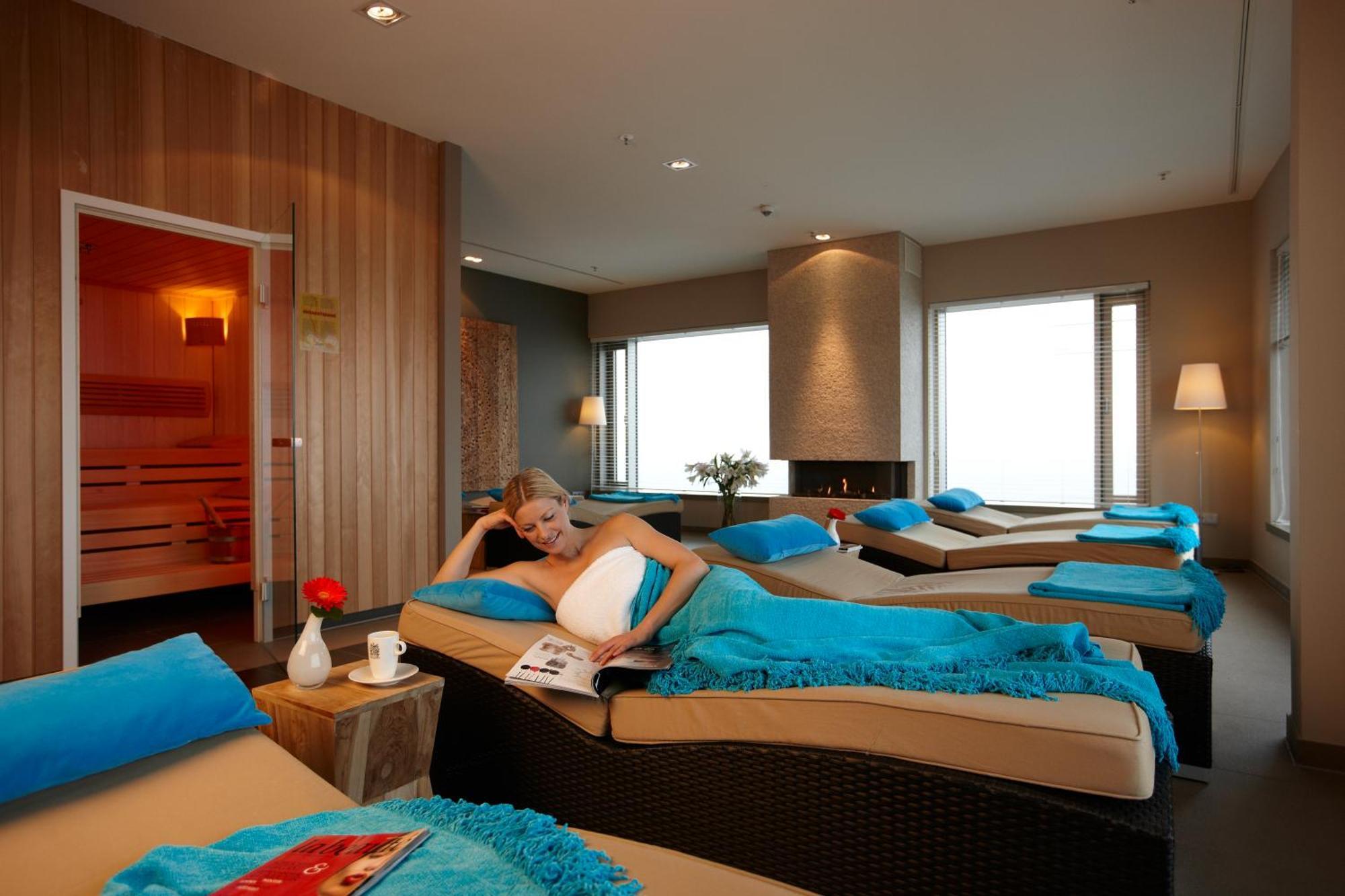 Van Der Valk Hotel Duesseldorf Bagian luar foto